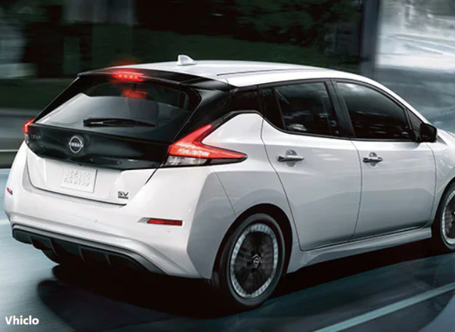 2025 Nissan LEAF