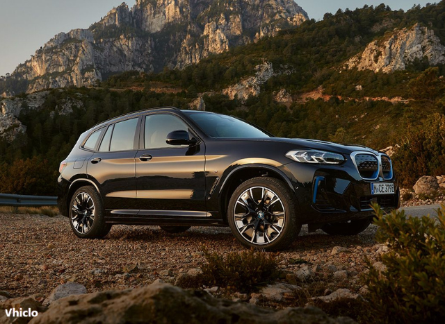BMW iX3