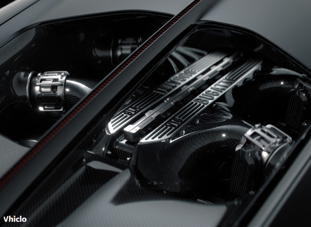 Bugatti V16 Engine