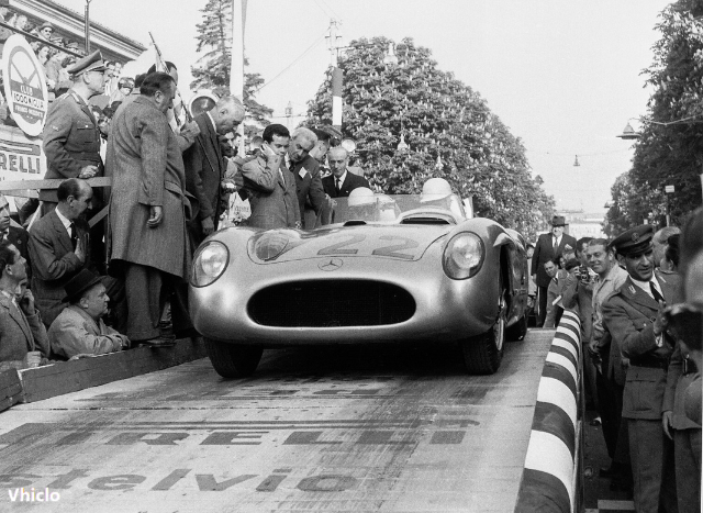 Mercedes-Benz 300 SLR
